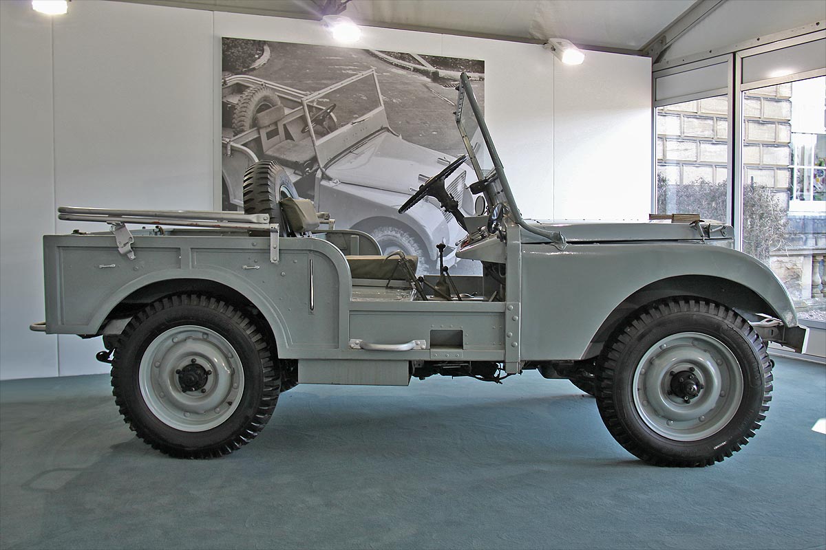 Land Rover Center Steer 1947