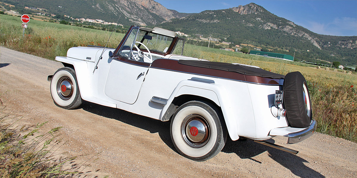 Willys Overland Jeepster