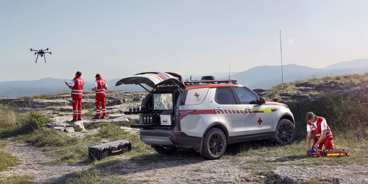 Land Rover Discovery Rotes Kreuz