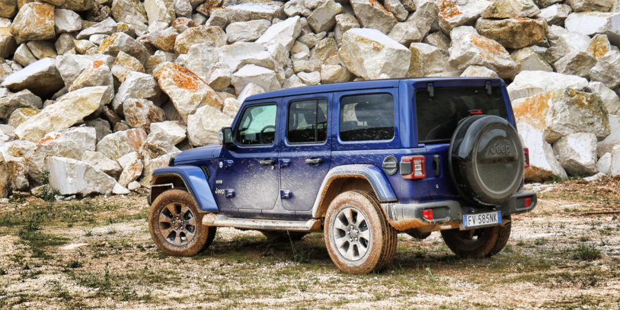 Jeep Wrangler mit 4-Zylinder-Benzinmotor