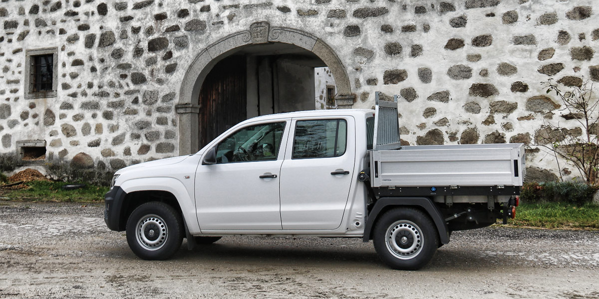 VW Amarok mit Pritsche von Lagermax